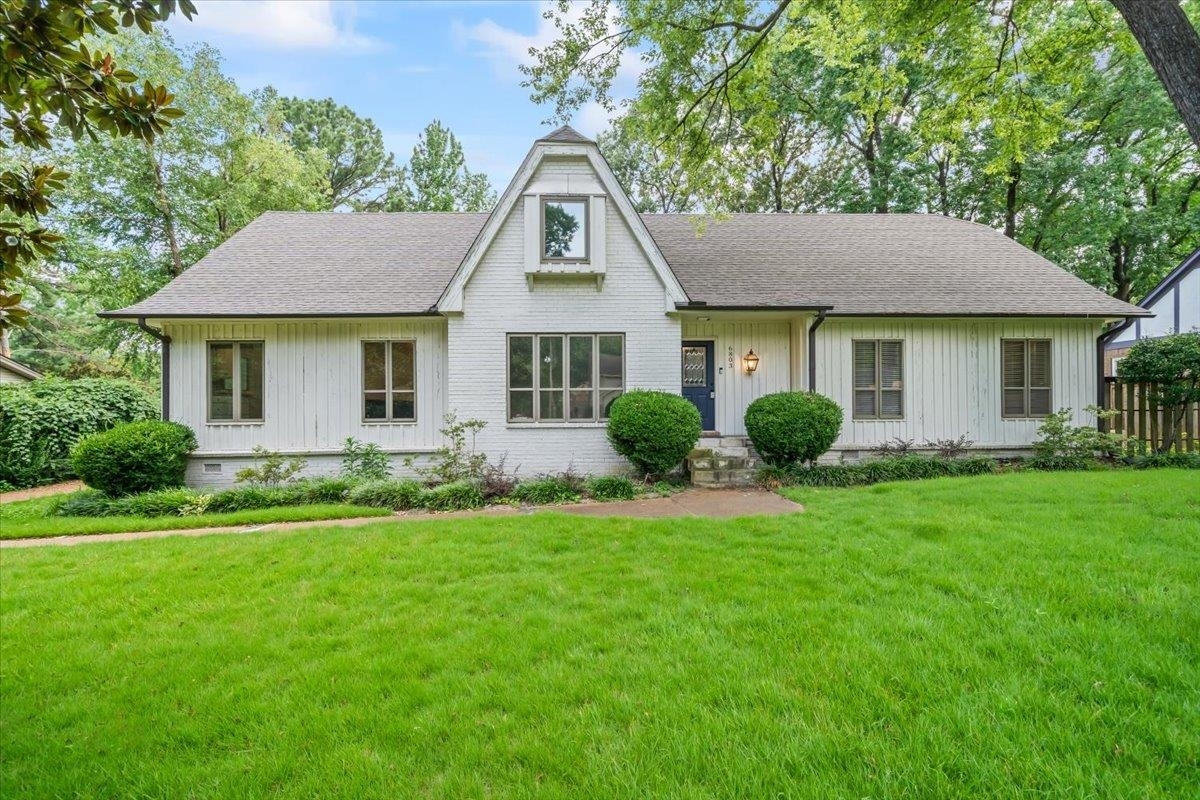 Property Photo: 6803 Robin Perch Cv TN 38119
