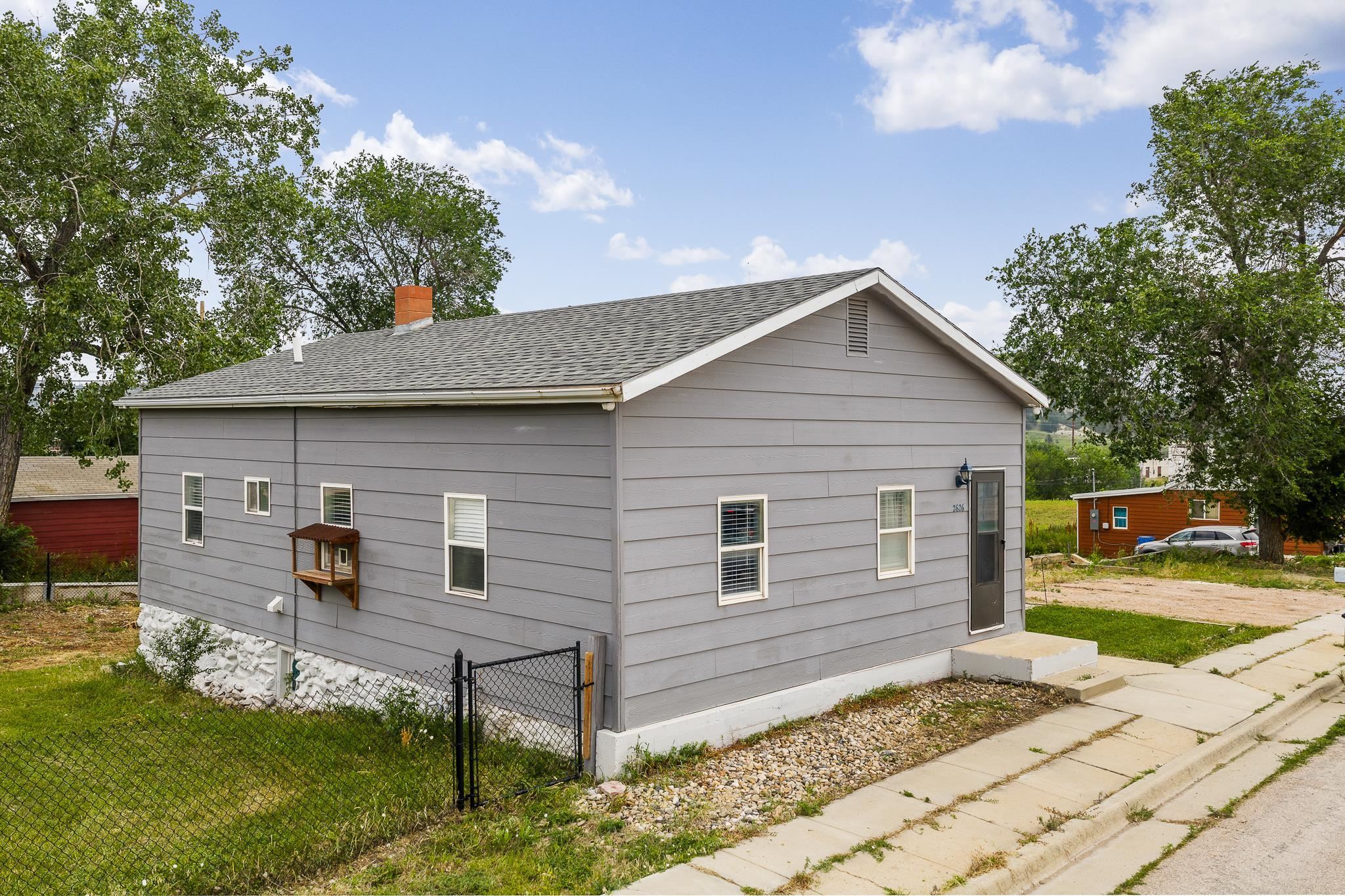 Property Photo:  2626 W Rapid Street  SD 57702 