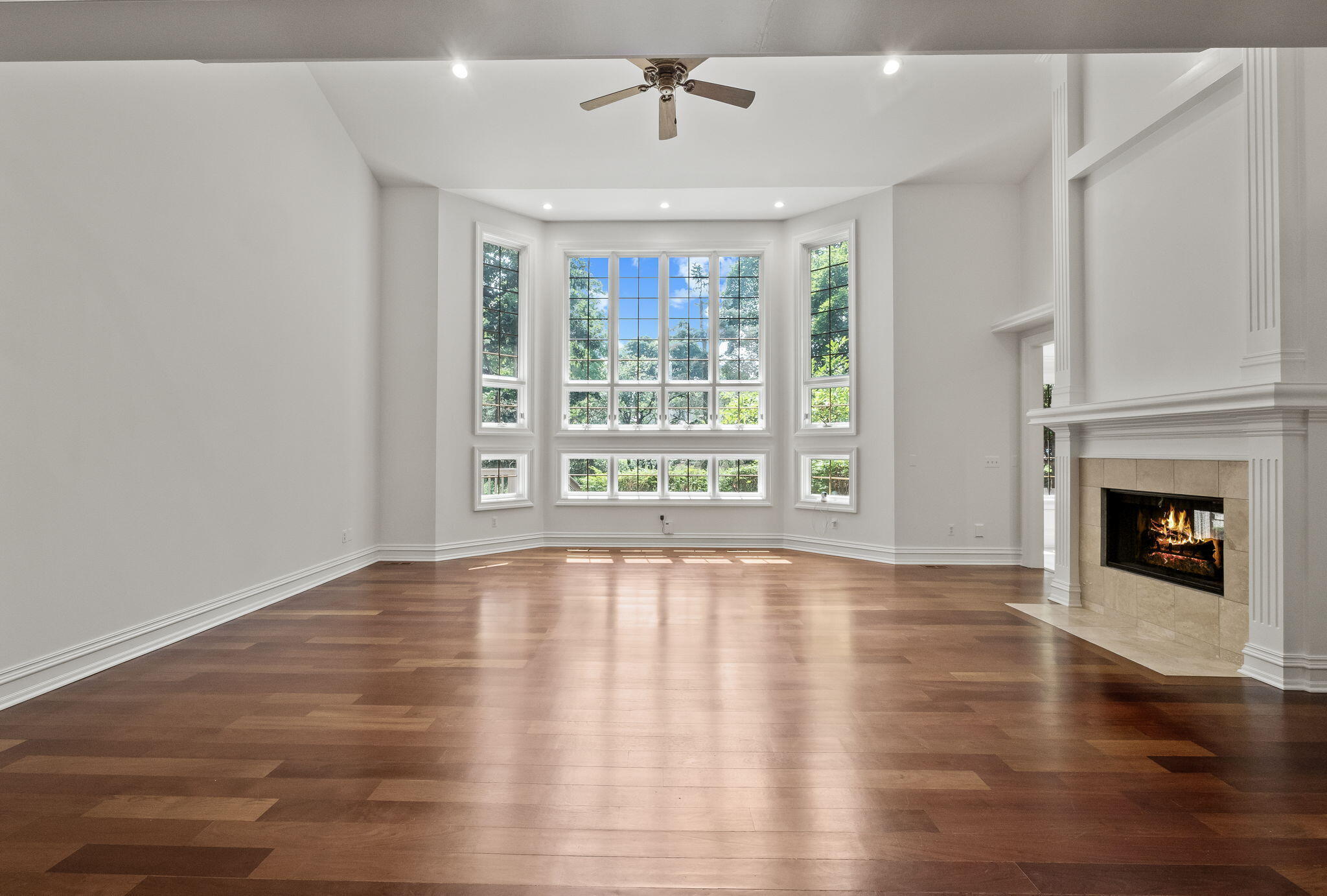 Property Photo: 1695 Standish Court MI 48302