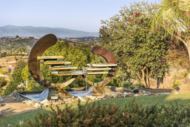 Property Photo:  30663 Via Maria Elena  CA 92003 