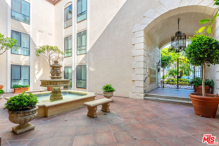 Property Photo: 2525 Via Campesina 306 CA 90274