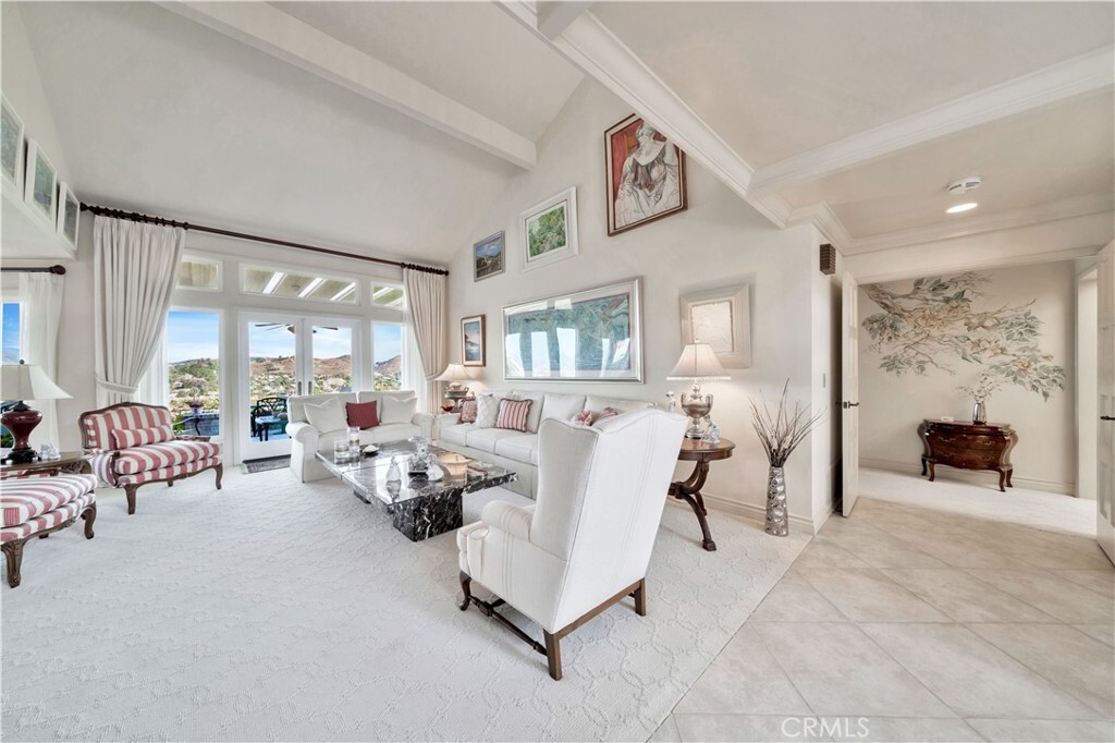 5504 E Crest De Ville Avenue  Orange CA 92867 photo