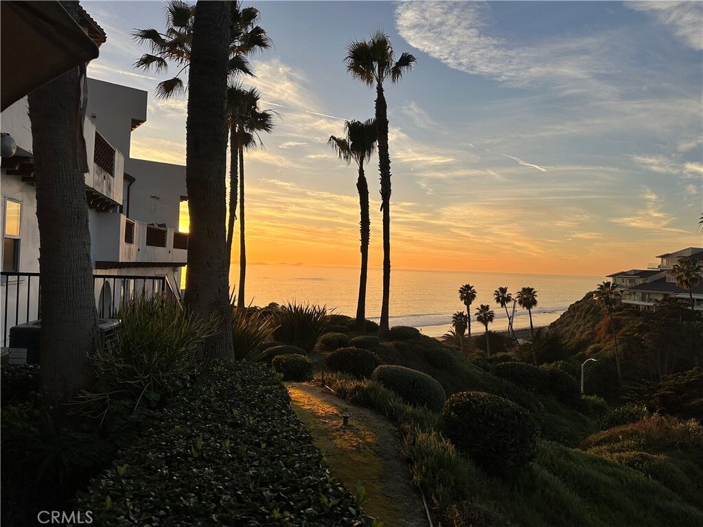 Property Photo:  412 Arenoso Lane 104  CA 92672 