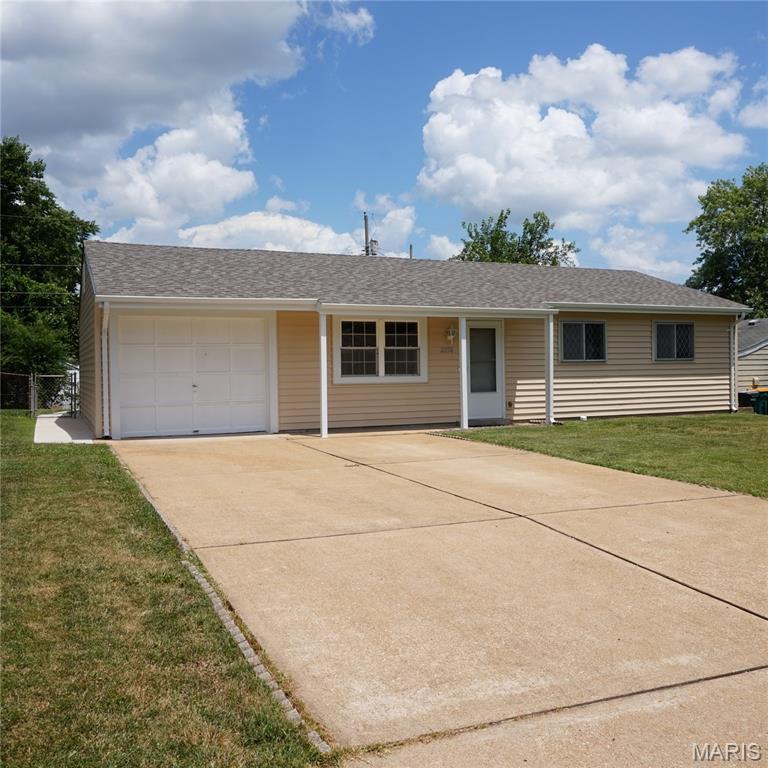 Property Photo:  2254 Weedel Drive  MO 63010 