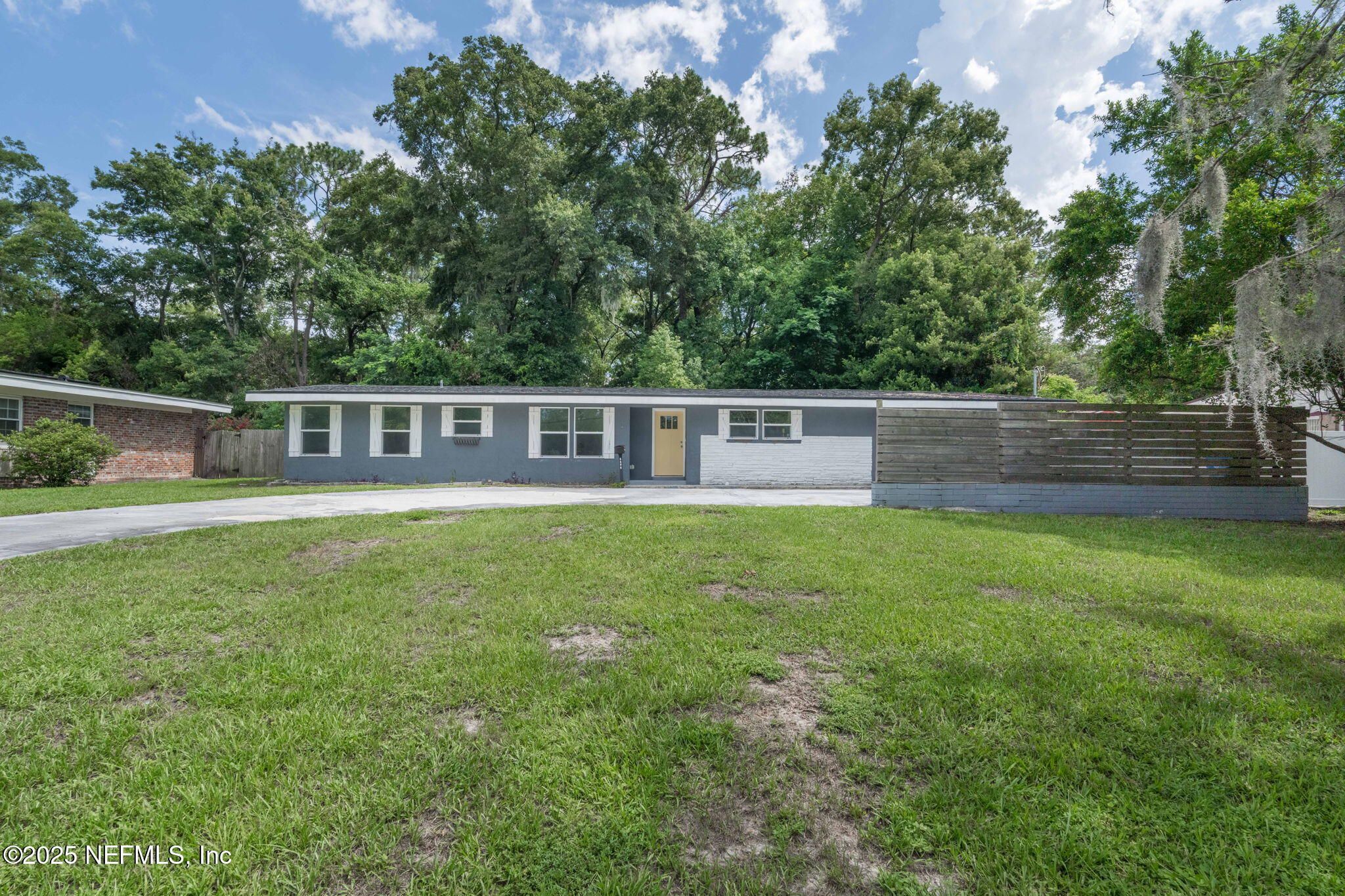 Property Photo:  5406 Matanzas Way  FL 32211 