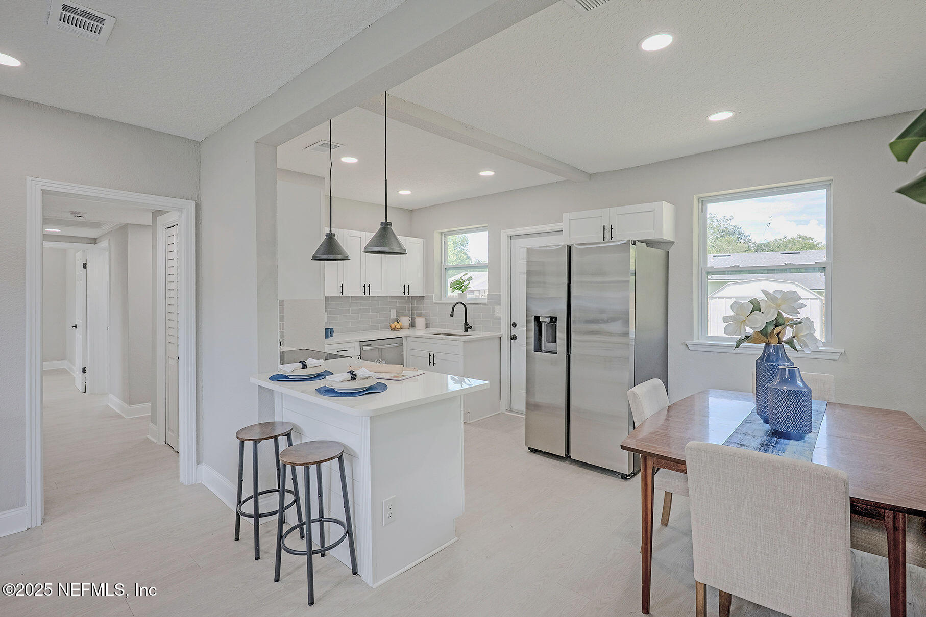 Property Photo: 548 Aiken Road FL 32216