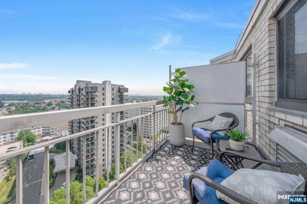 Property Photo: 307 Prospect Avenue 18C NJ 07601