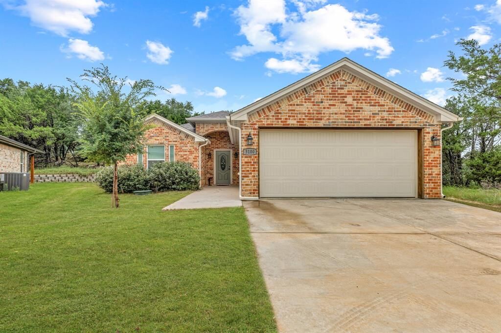 Property Photo: 5100 Tyler Court TX 76048