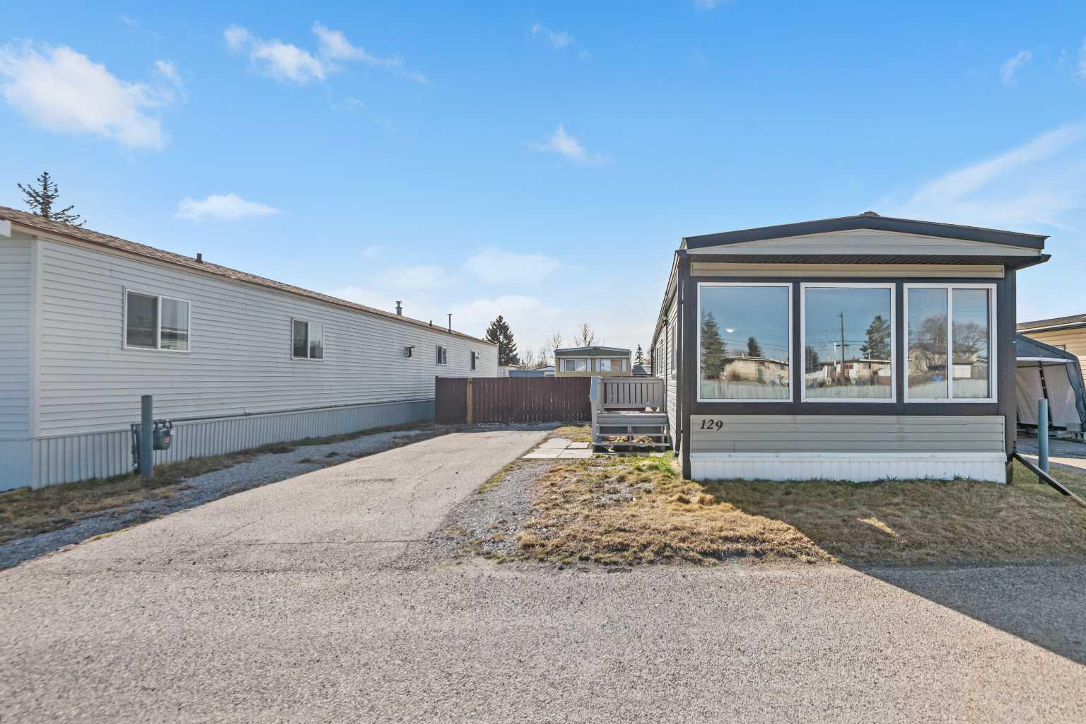 Property Photo: 6220 17 Avenue SE 129 AB T2A 0W6