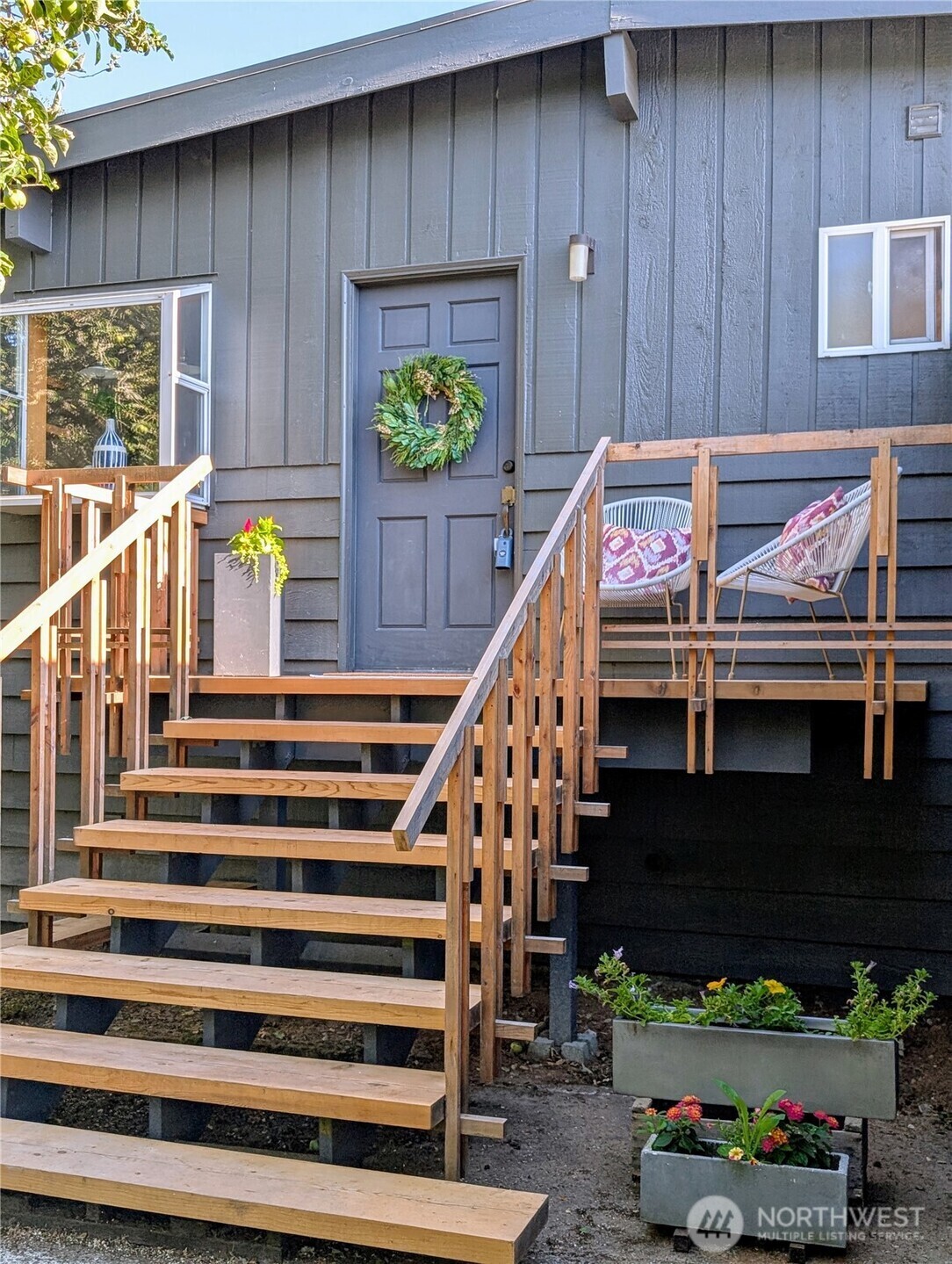 Property Photo:  2103 SW 110th Street  WA 98146 