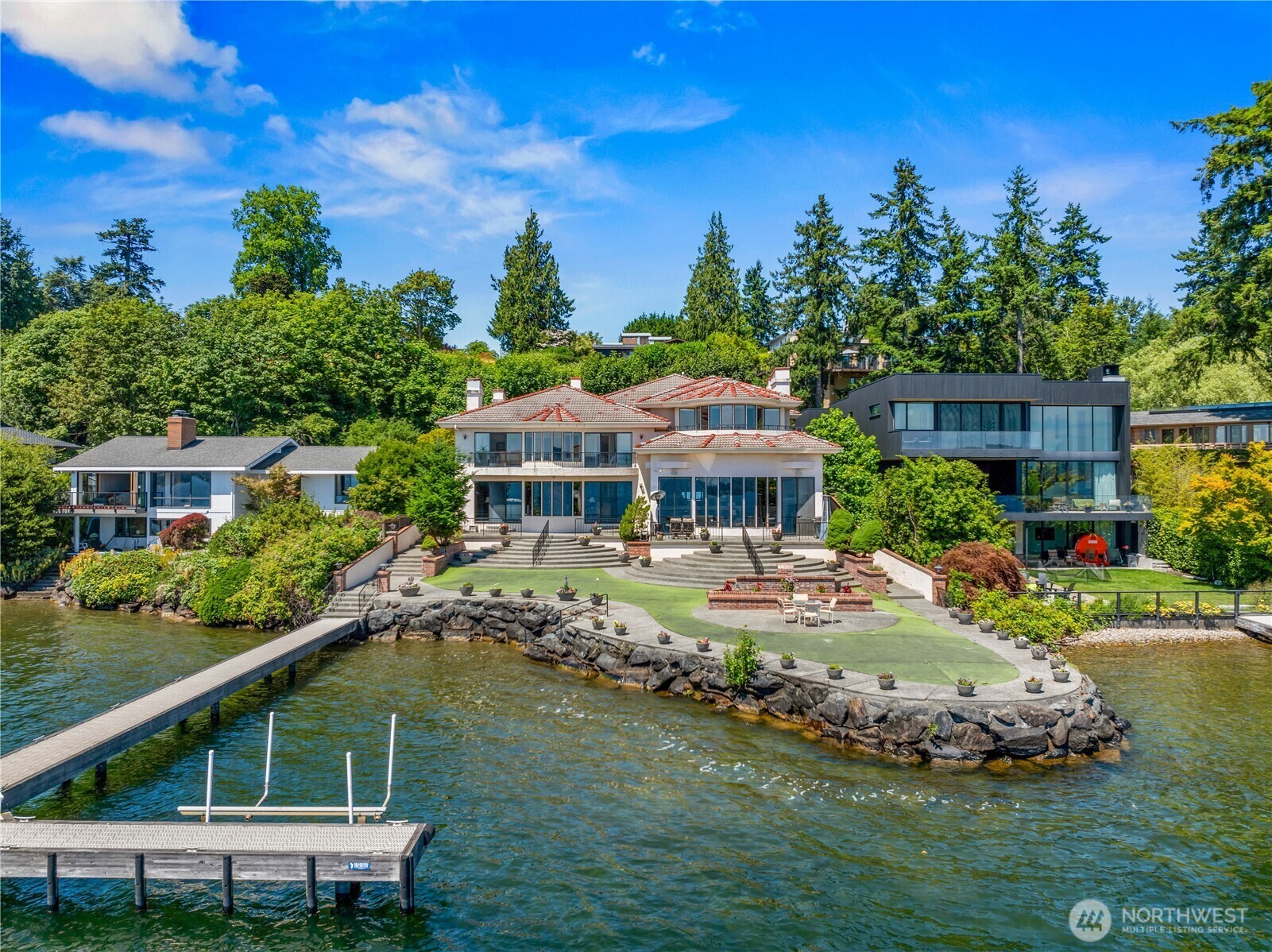 6669 N NE Windermere Road  Seattle WA 98115 photo