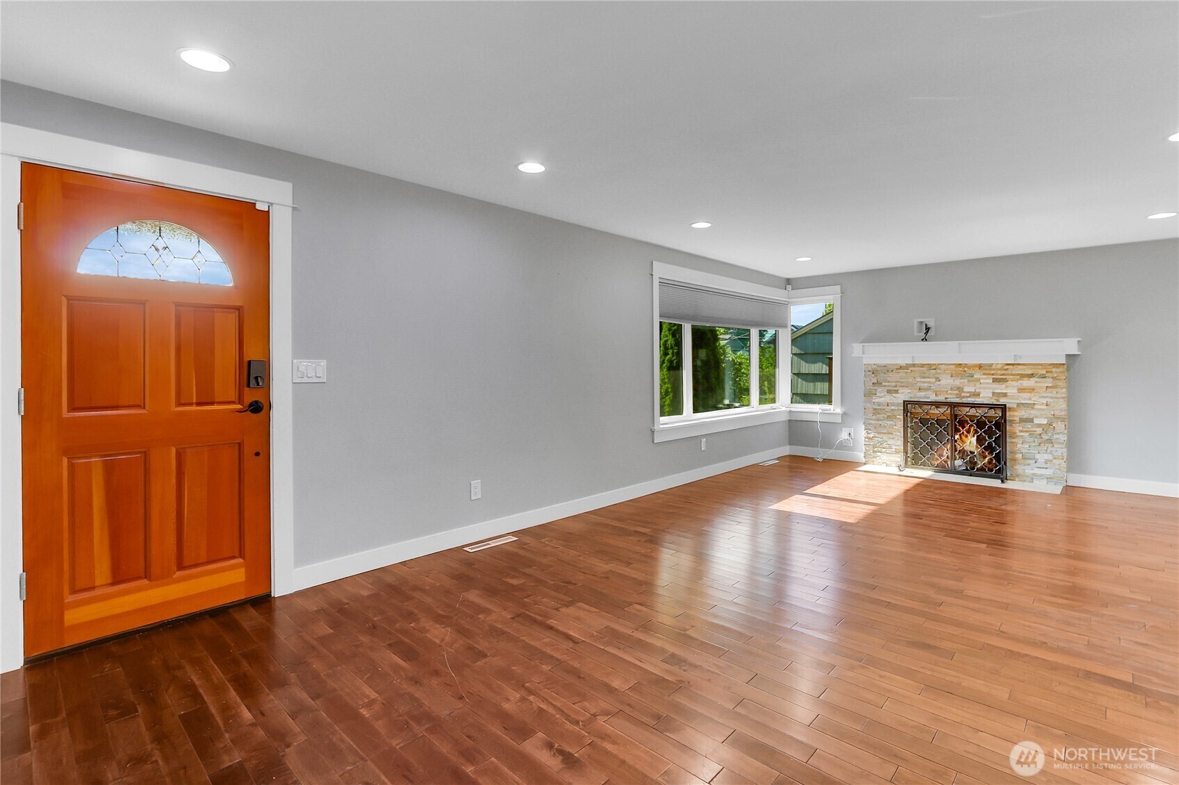 Property Photo: 5020 47th Avenue NE WA 98105