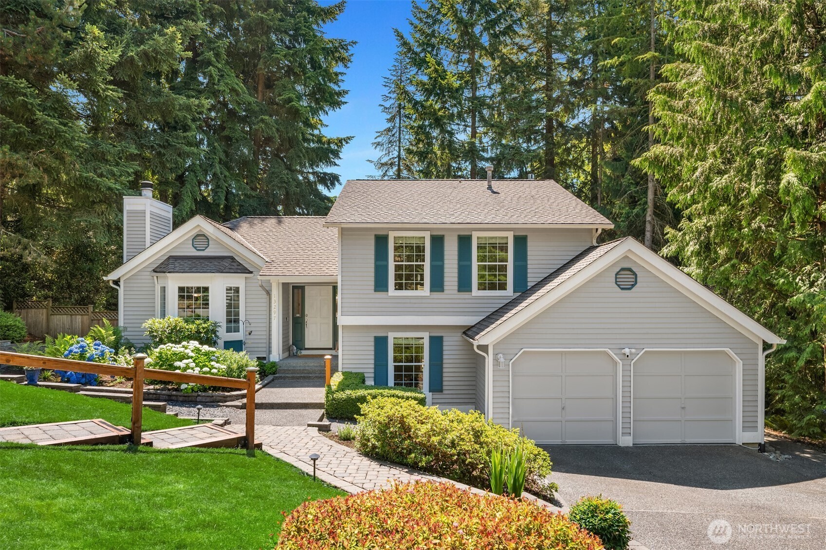 13297 SE 54th Place  Bellevue WA 98006 photo