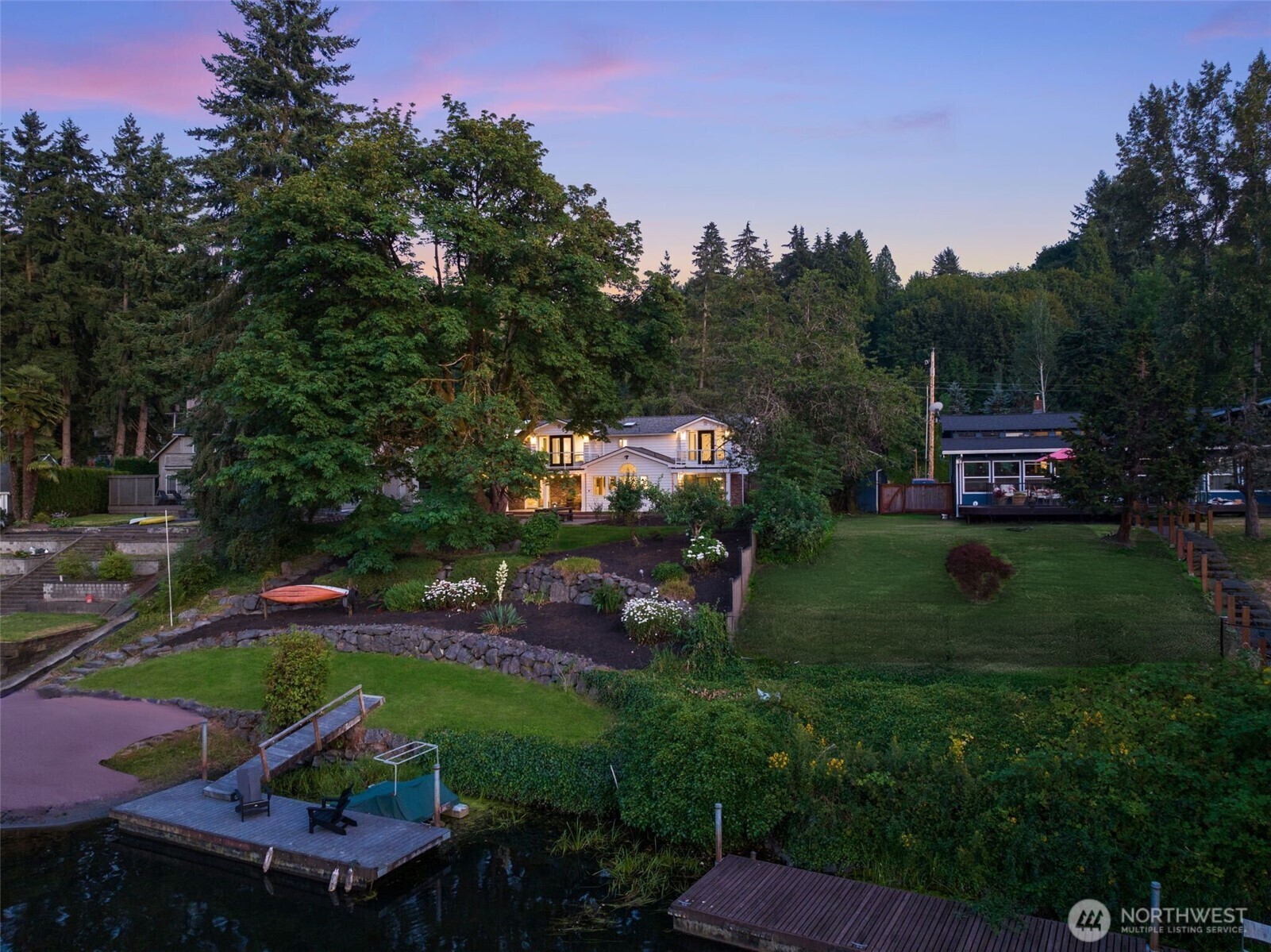 11216 E Riverside Drive  Bothell WA 98011 photo