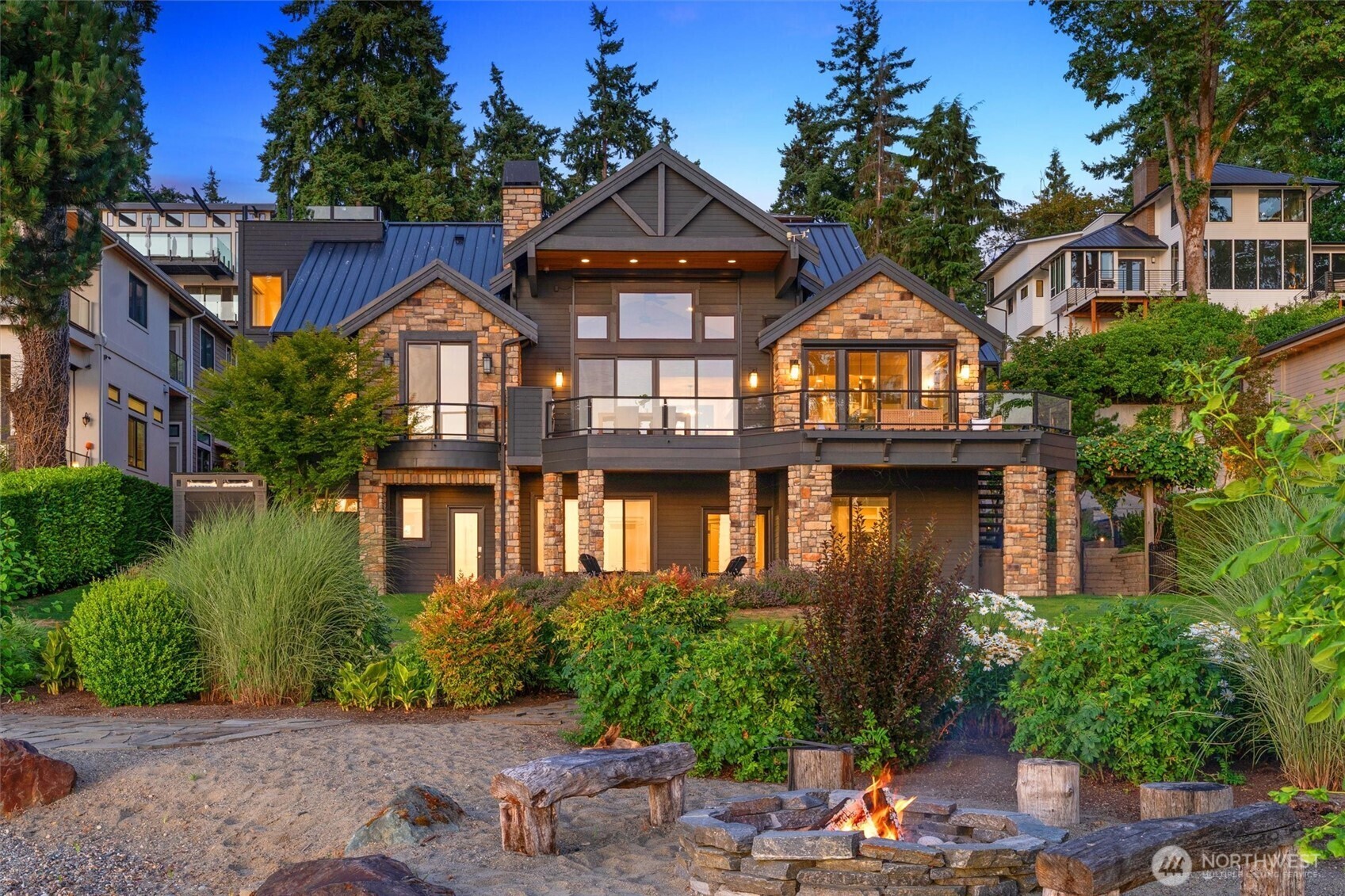 Property Photo: 1433 10th Street W WA 98033