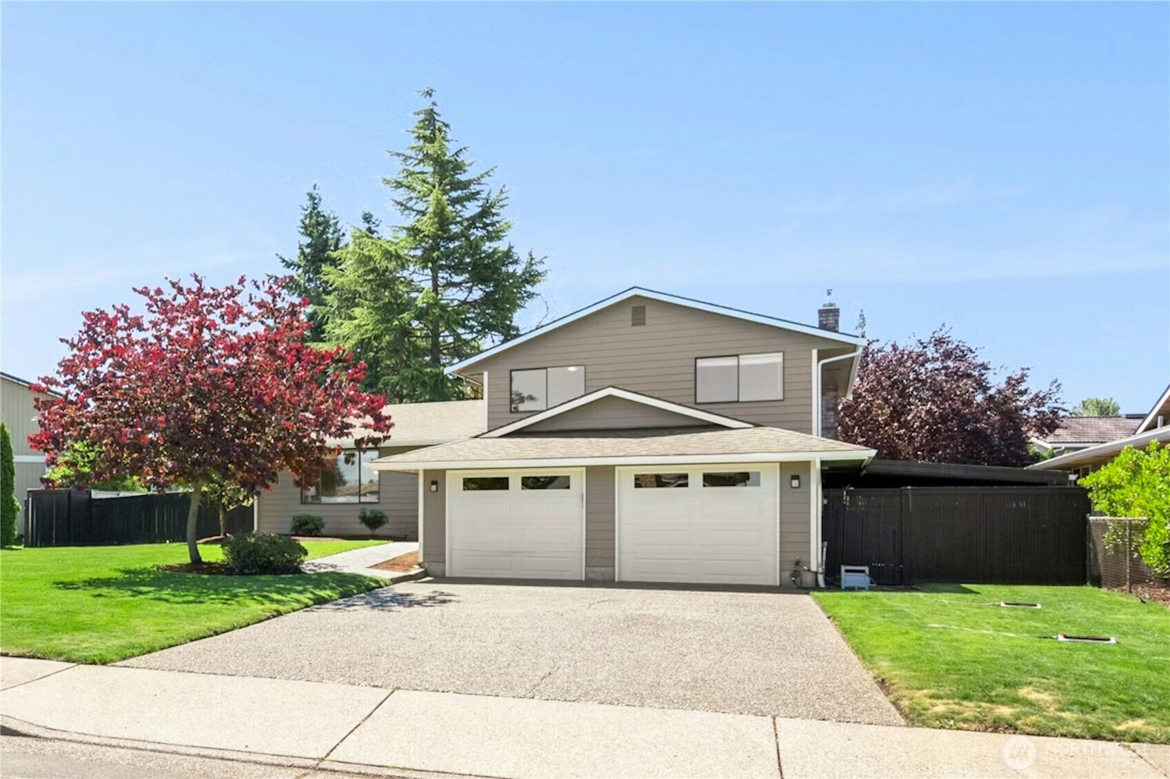 Property Photo: 818 91st Place SE WA 98208