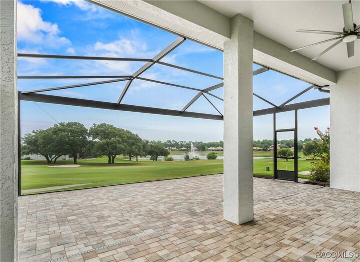 Property Photo: 1343 W Greenmeadow Path FL 34442