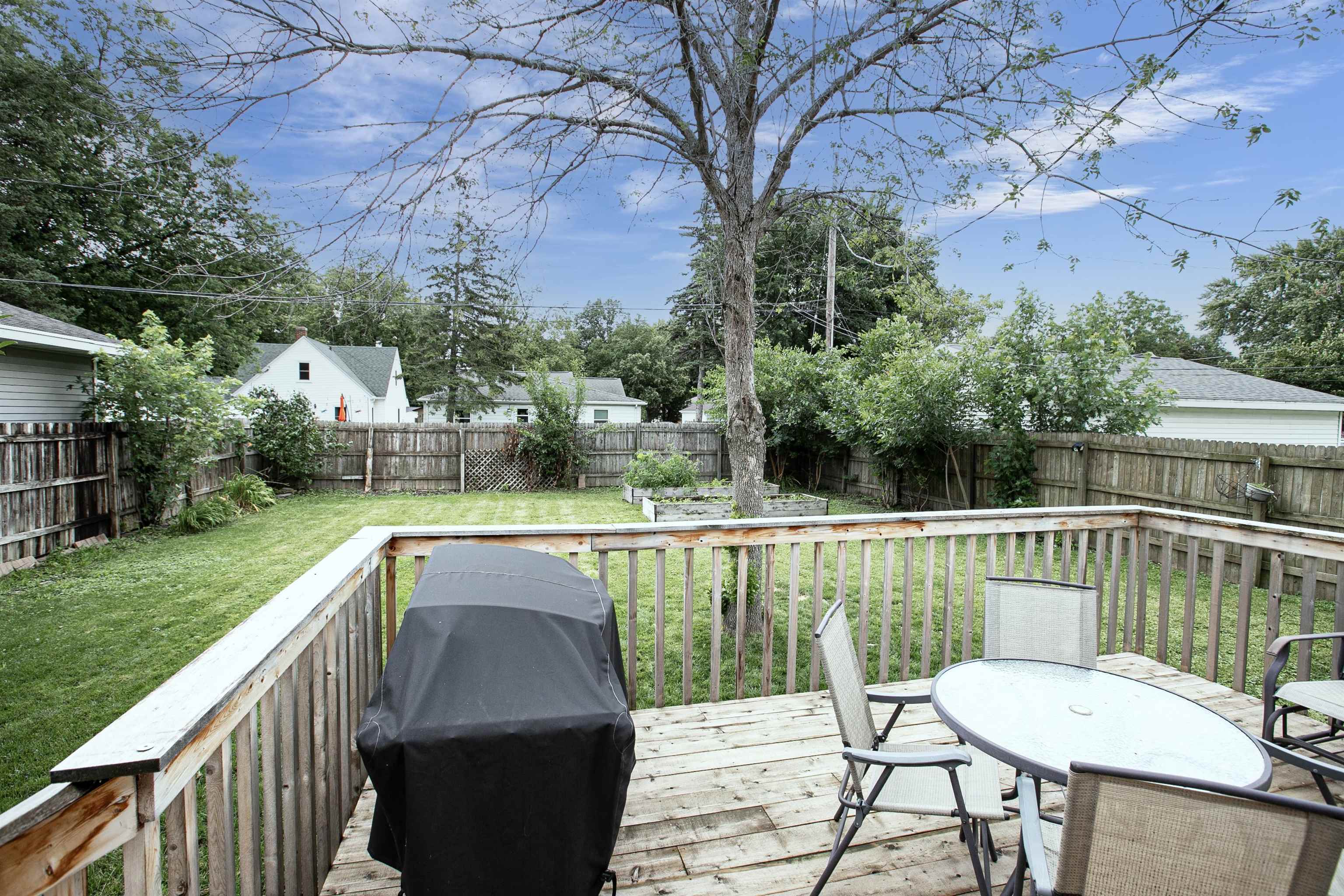 Property Photo: 1021 Marquette Avenue WI 54304