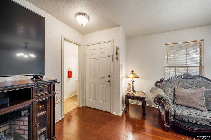 Property Photo: 327 Redbud TX 78245