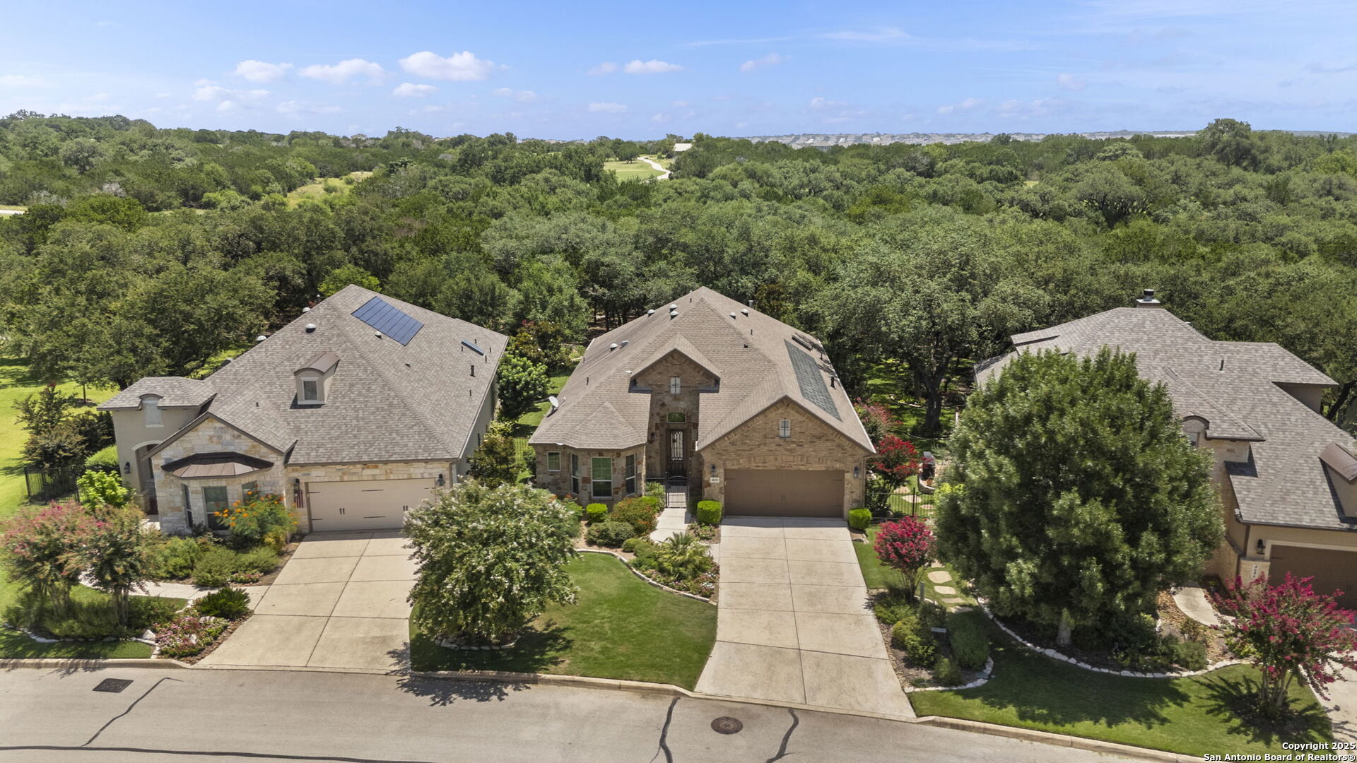 Property Photo: 4690 Amorosa Way TX 78261