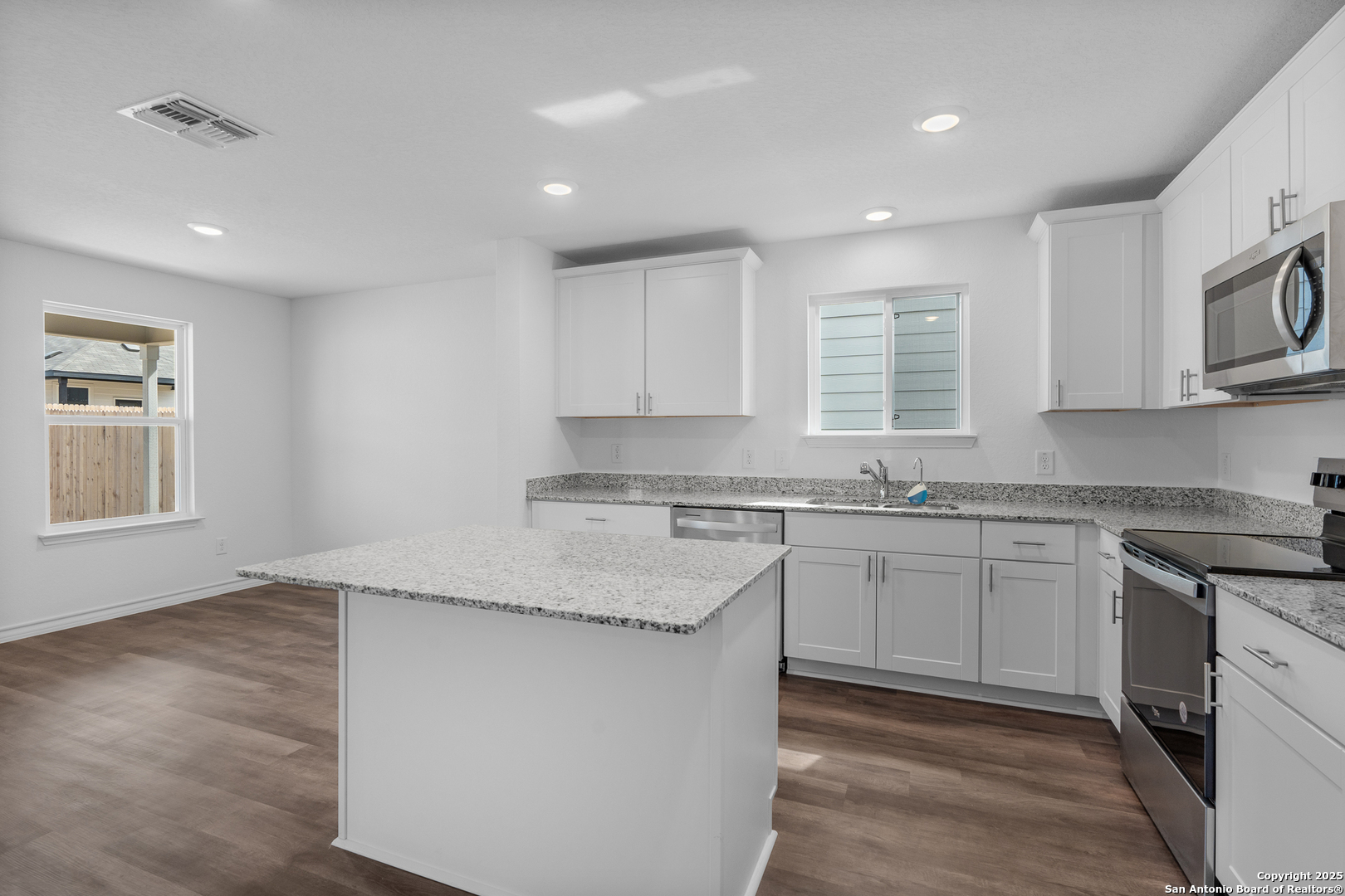 Property Photo:  921 Heartseed Avenue  TX 78130 