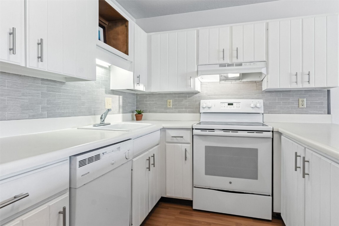 Property Photo: 763 Straight Creek Drive Bb-304 CO 80435