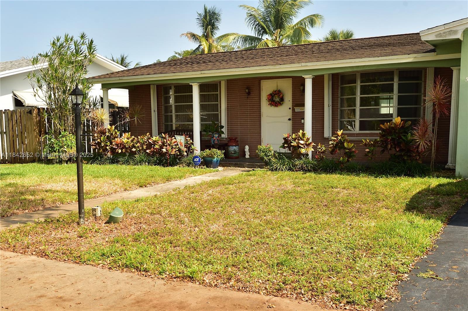 5516 Arthur St  Hollywood FL 33021 photo