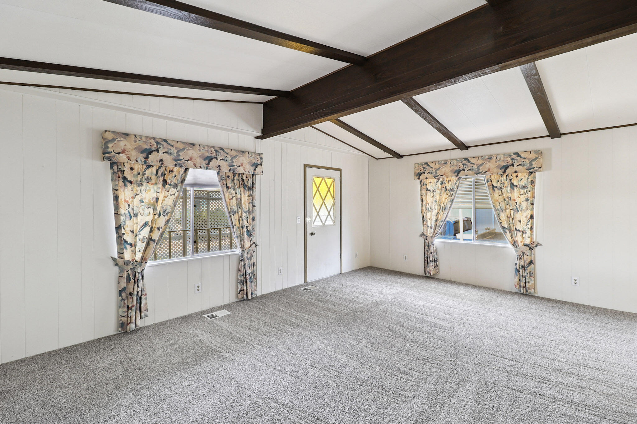 Property Photo:  472 Red Cedar  CA 96003 