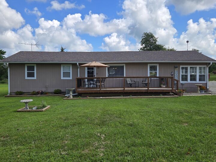 Property Photo: 21405 County Rd 295 Loop MO 65668