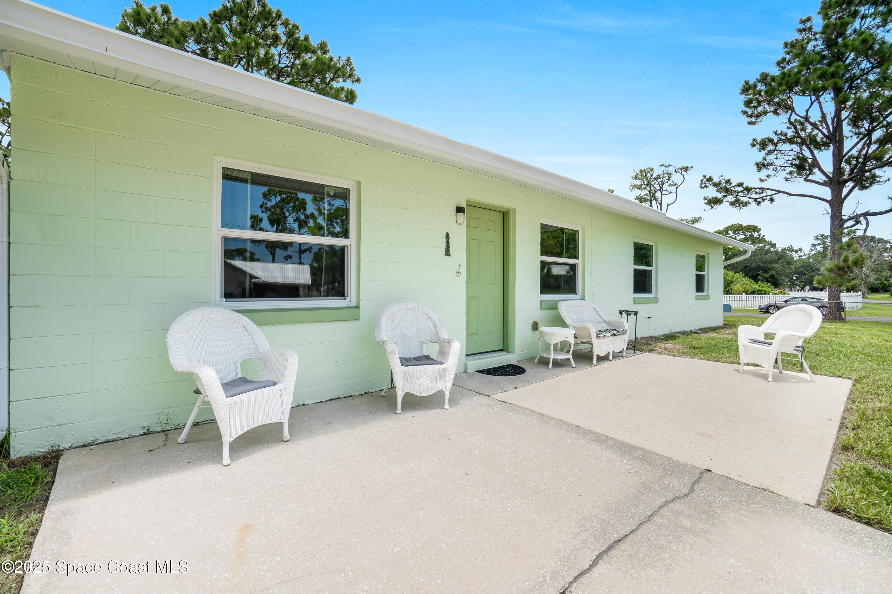 Property Photo: 6450 Ember Avenue FL 32927