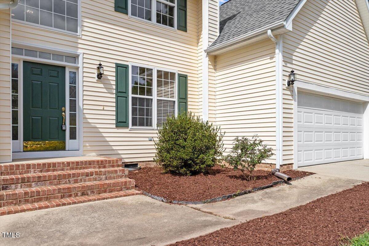 Property Photo: 207 Plyersmill Road NC 27519