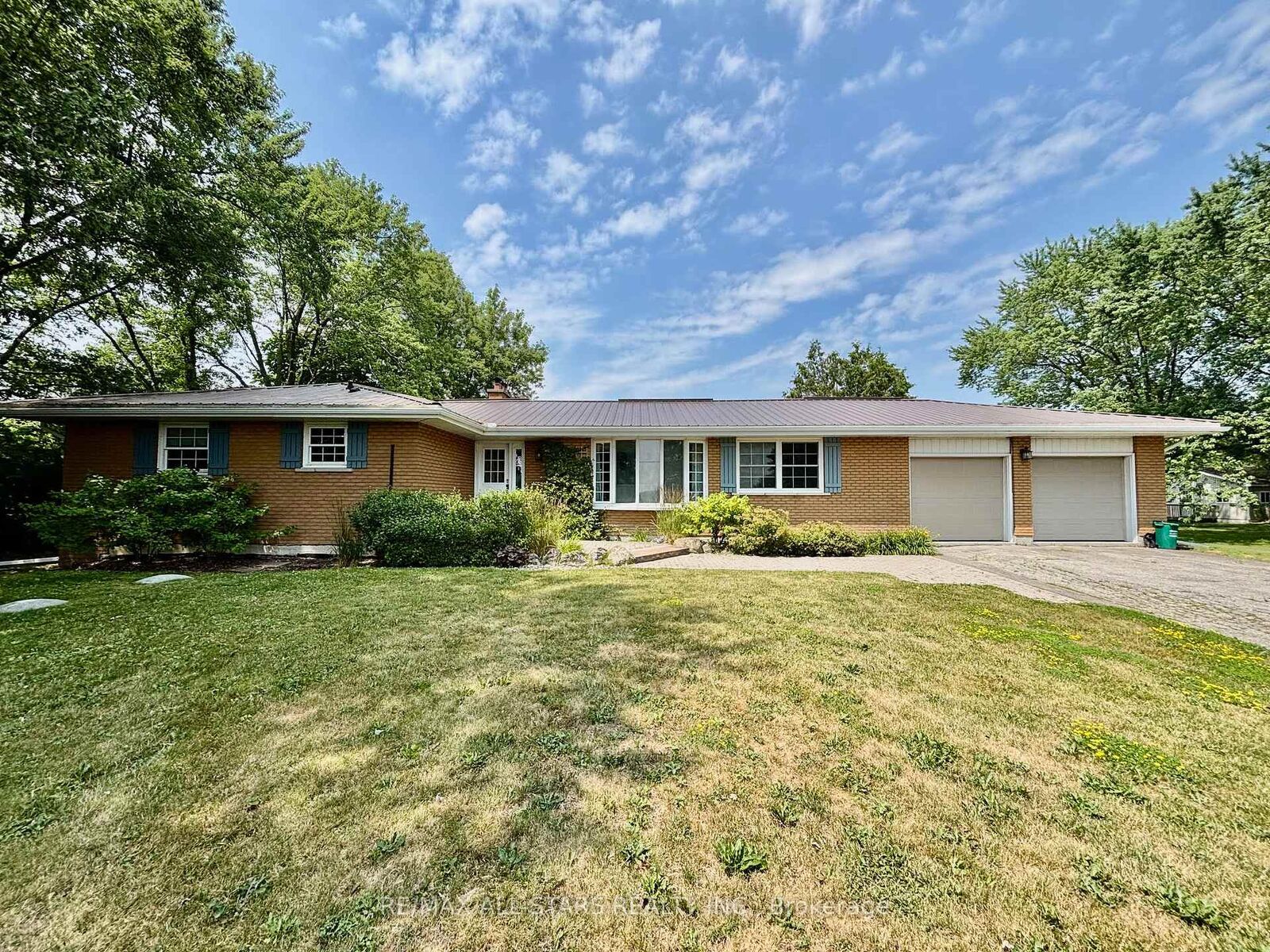 Property Photo: 11648 Kennedy Road ON L6C 1P3