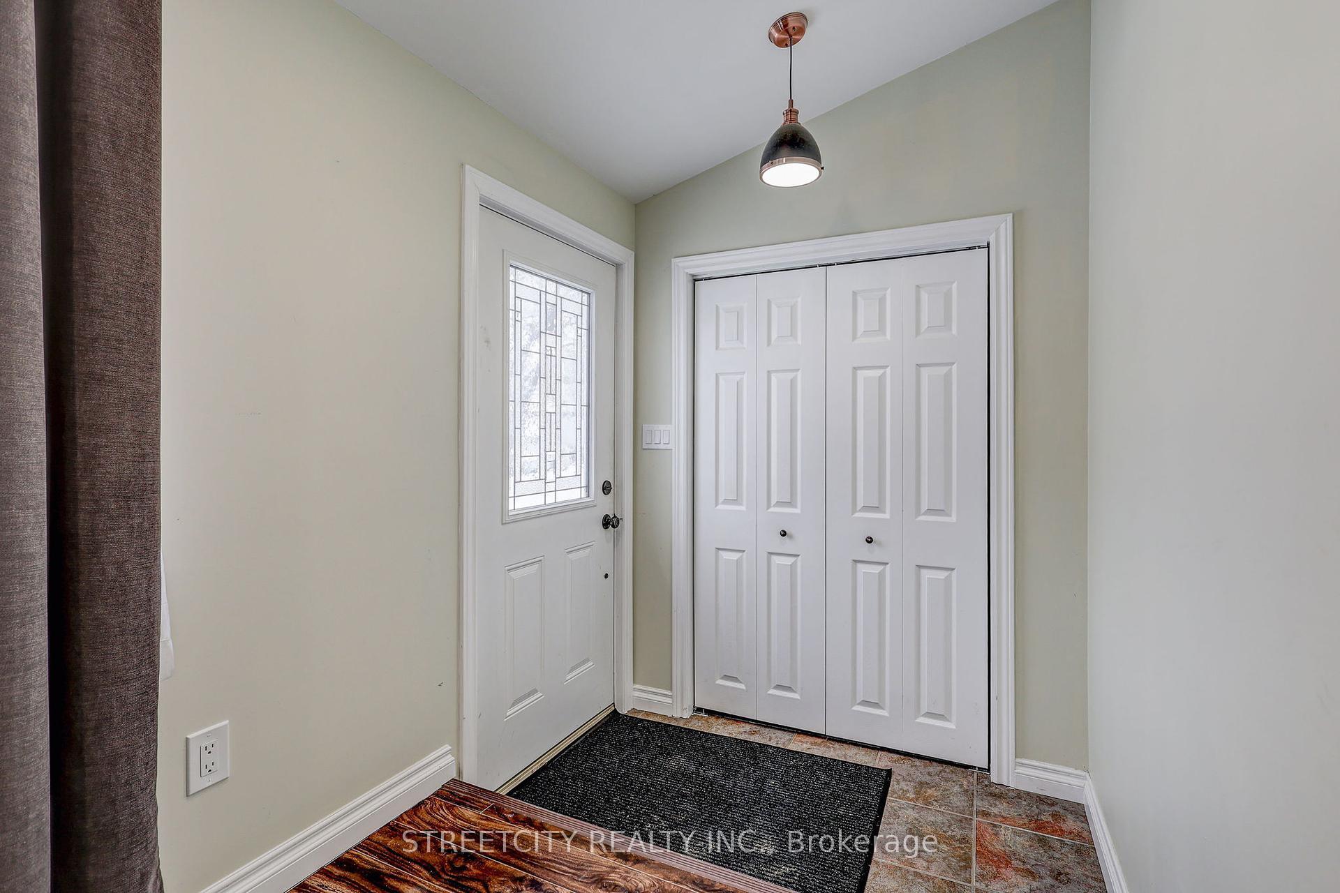 Property Photo: 1163 York Street ON N5W 2T8