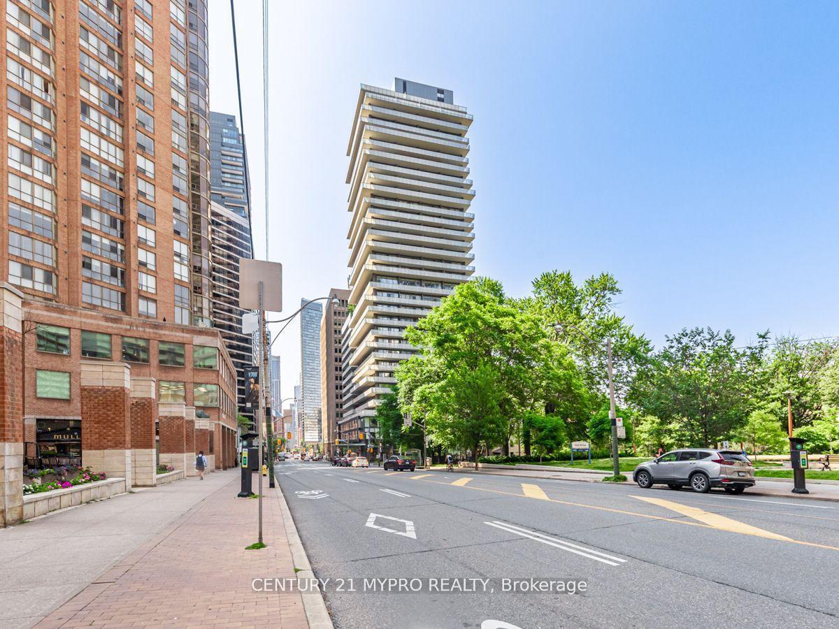 Photo de la propriété:  57 St Joseph Street 313  ON M5S 0C5 