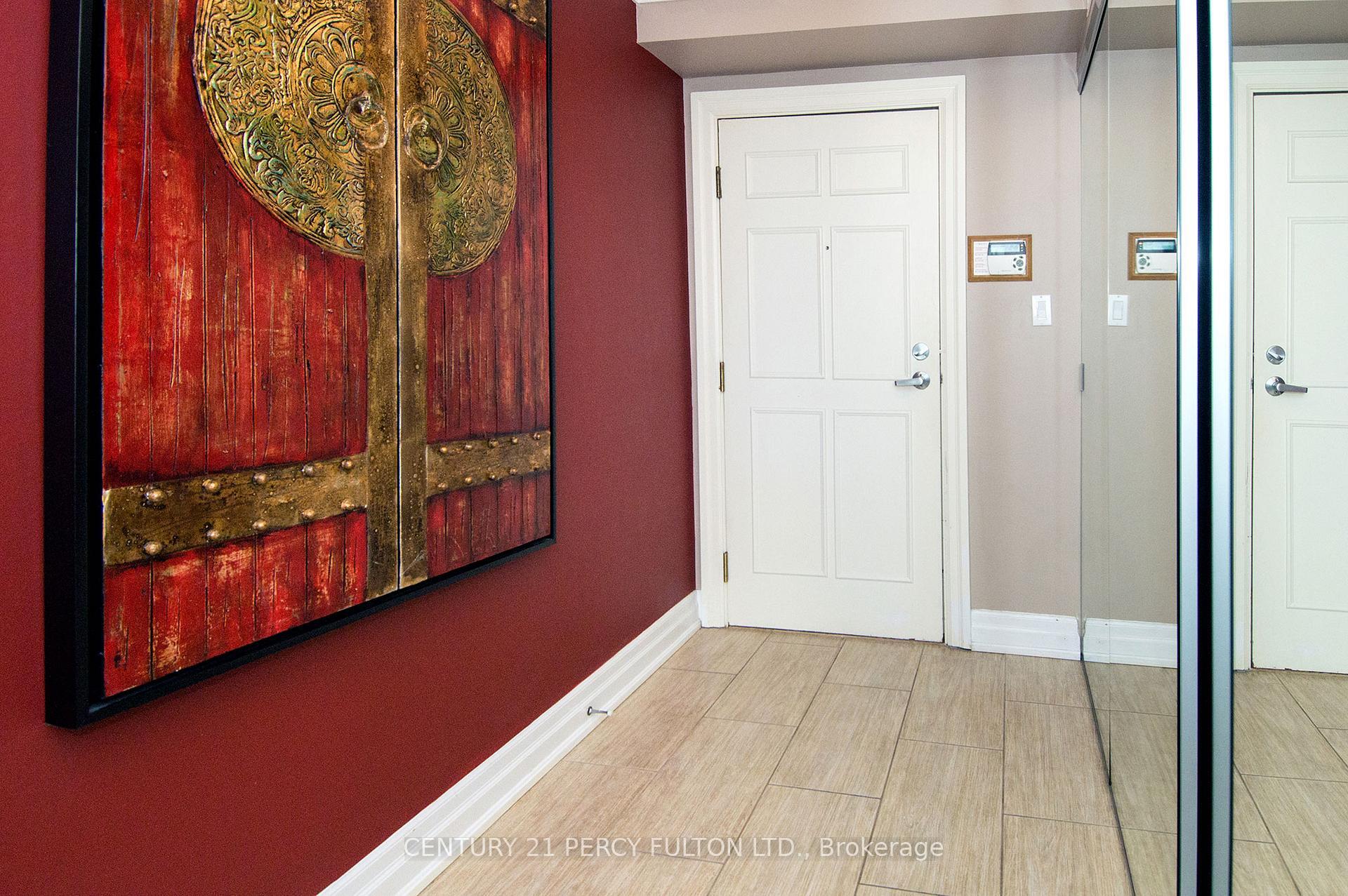 Property Photo: 5 Concorde Place 2105 ON M3C 3M8