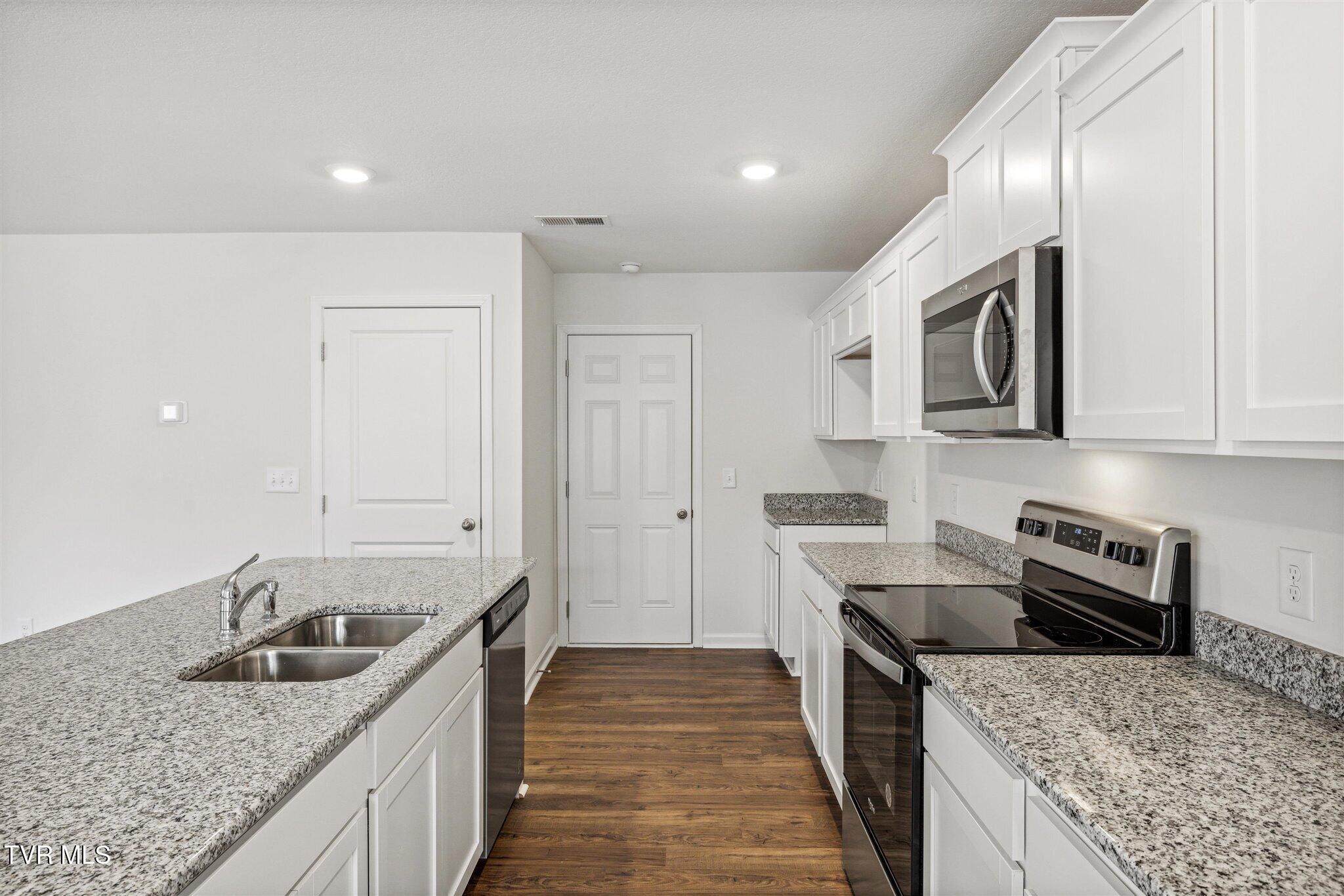 Property Photo:  1146 Aspen Terrace  TN 37745 