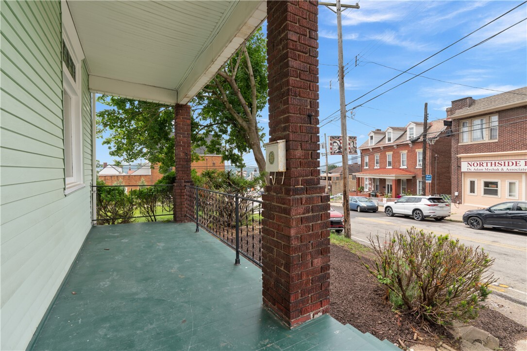 Property Photo: 2110 Mount Troy Road PA 15212