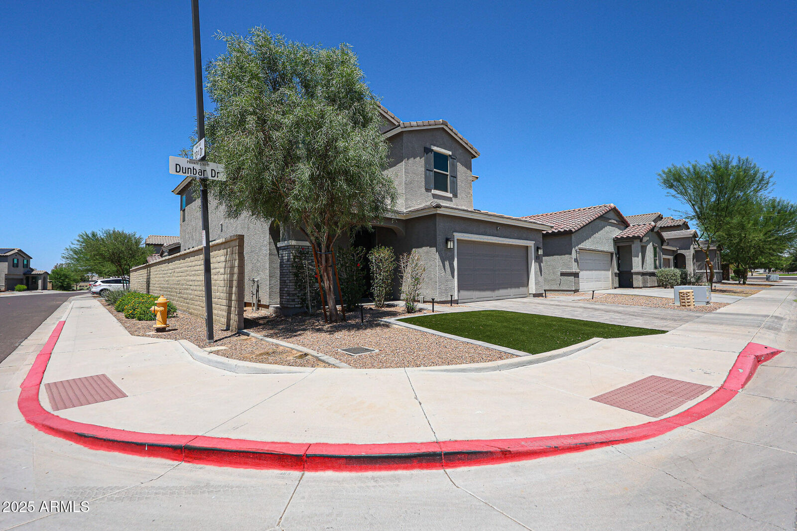 Property Photo: 3332 W Dunbar Drive AZ 85041