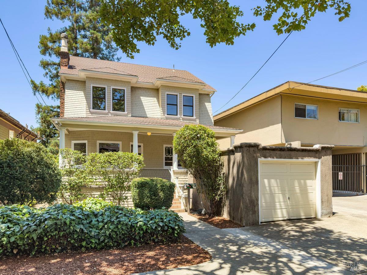 Property Photo: 1109 Grand Avenue CA 94901
