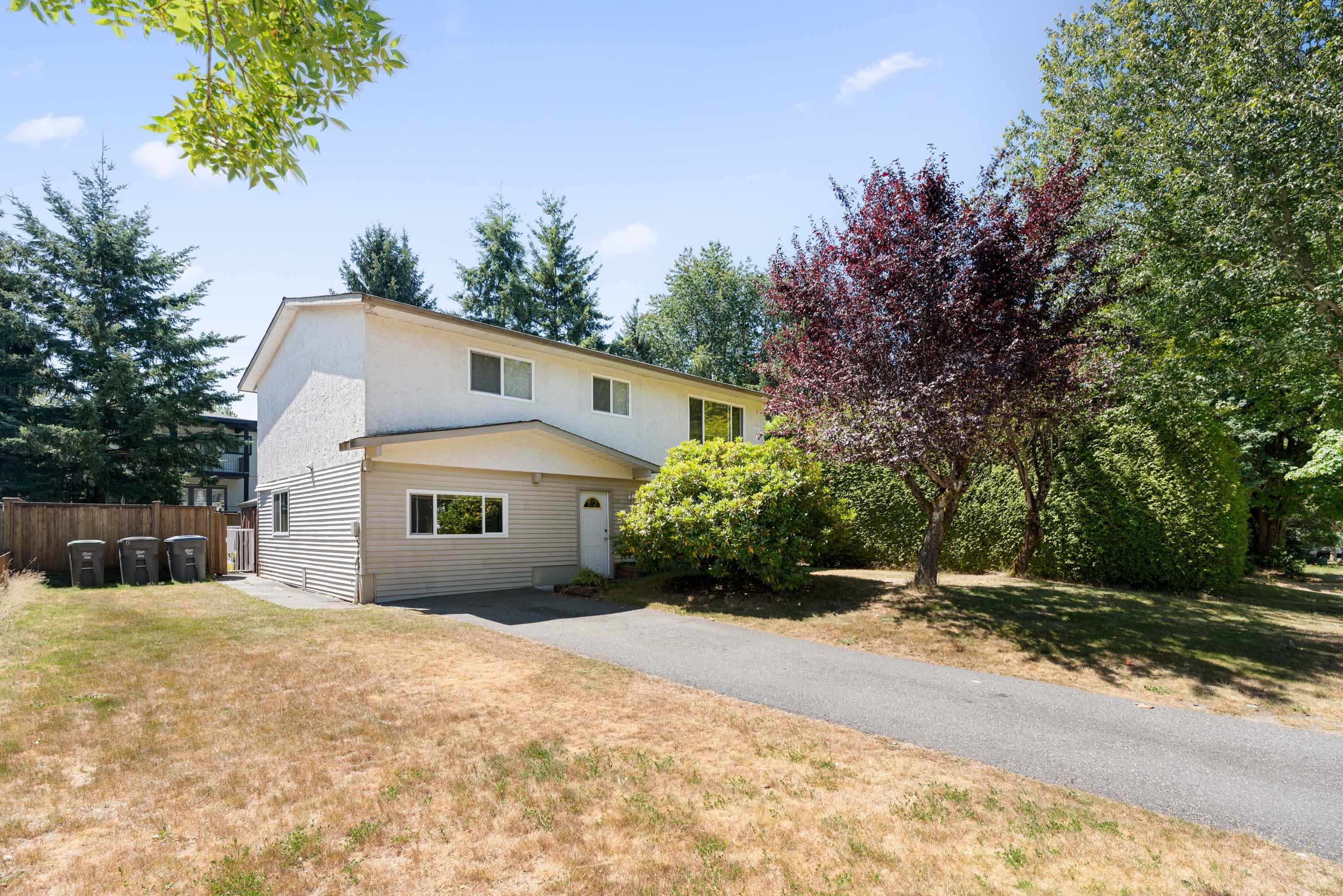 Photo de la propriété: 18340 63A Avenue BC V3S 8A8