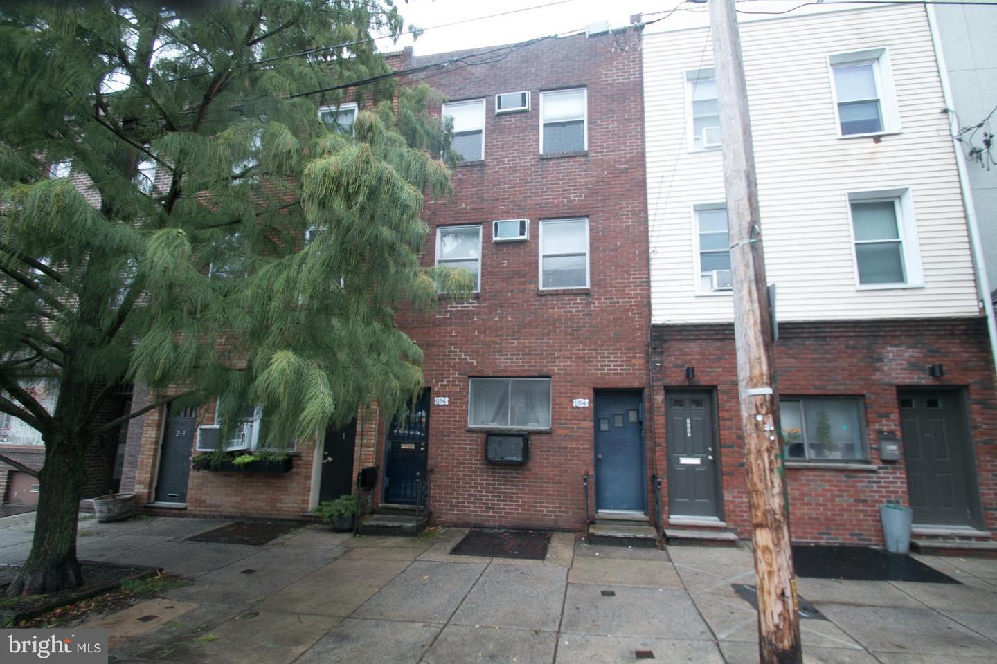 Property Photo: 1154 S 11th Street 3 PA 19147
