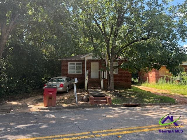 Property Photo:  4030 Marion Avenue  GA 31206 
