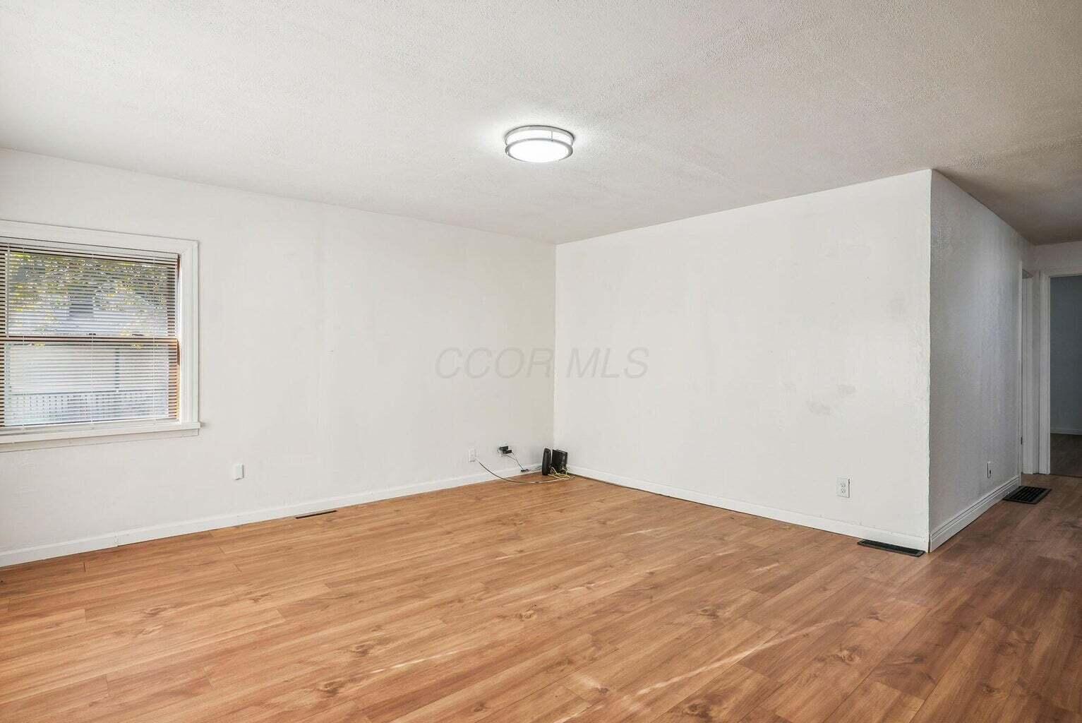 Property Photo: 819 S Scioto Street OH 43113