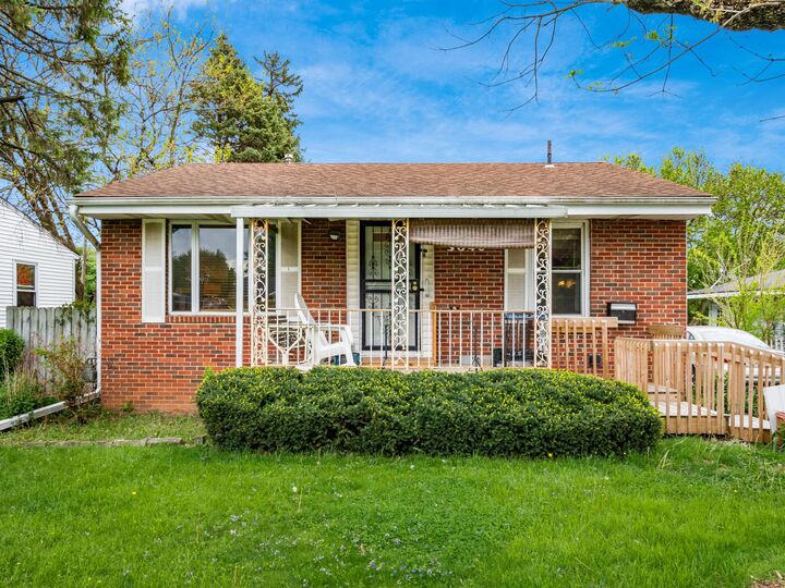3046 Weirton Drive  Columbus OH 43207 photo