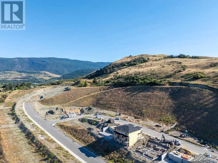 Property Photo:  406 Arrowleaf Rise  BC V1B 2P2 