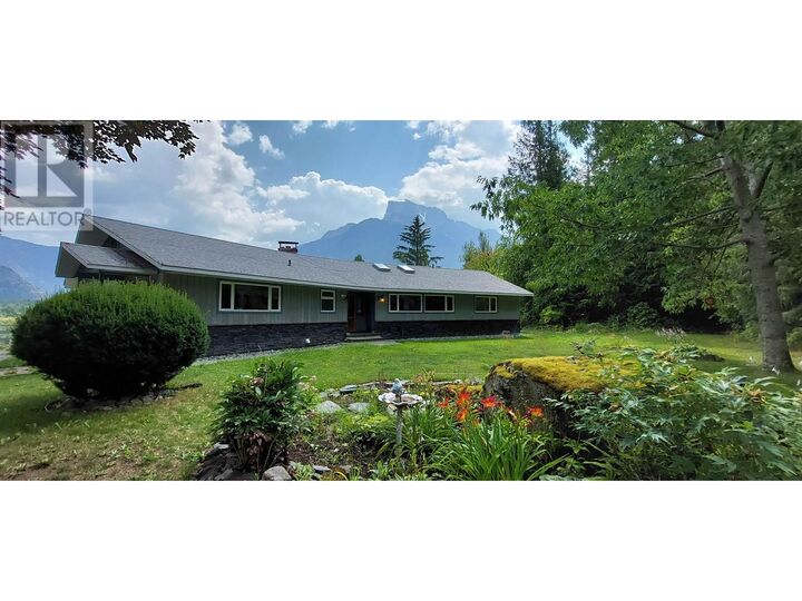 Property Photo: 4770 Mackenzie Highway BC V0T 1H0
