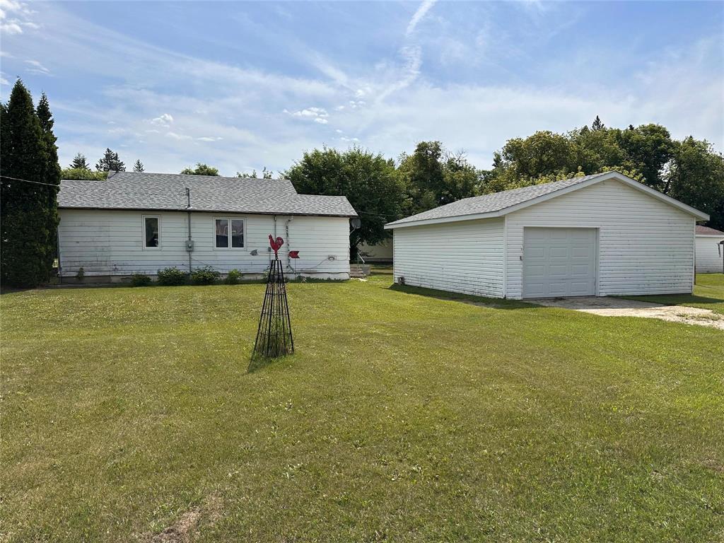Property Photo: 23 South Railway Street MB R0J 2C0