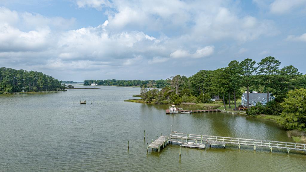 Property Photo: 29503 Burton Rd VA 23420