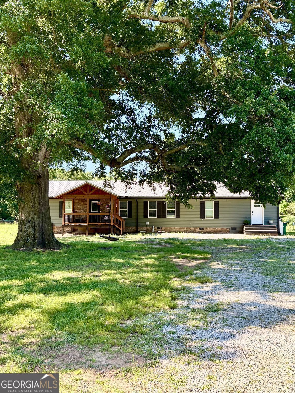 Property Photo:  1845 Old Stagecoach Road  GA 30521 
