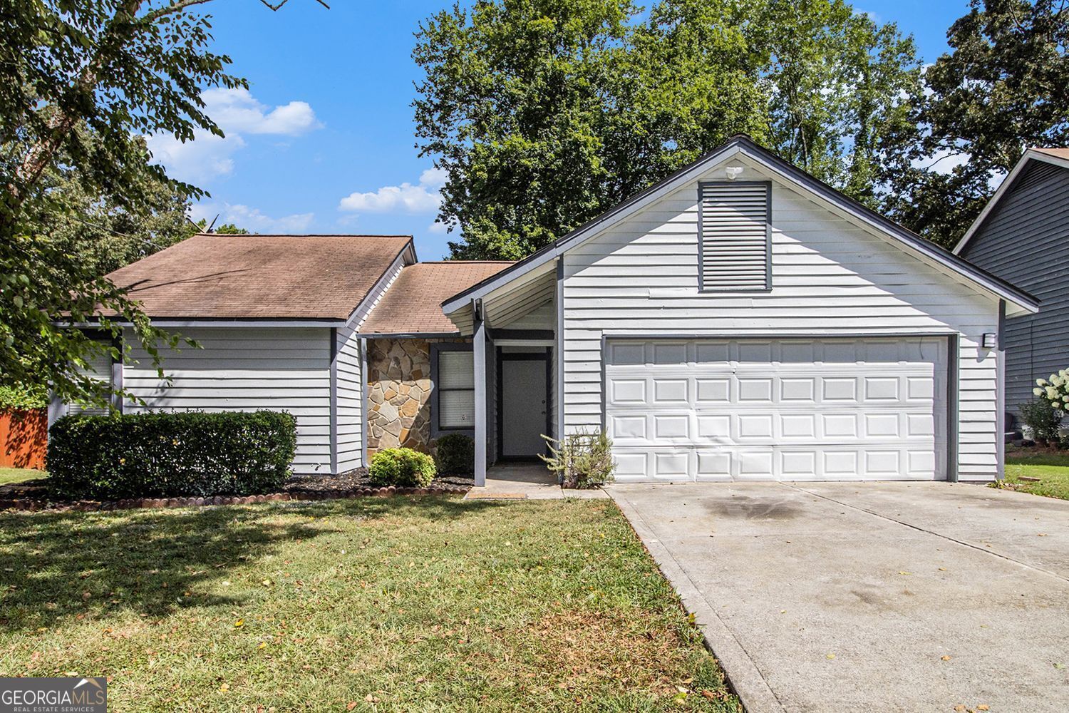Property Photo:  1066 Worcester Place NW  GA 30047 